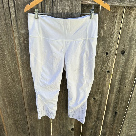 lululemon athletica Pants - Lululemon white Capri yoga workout capris 10